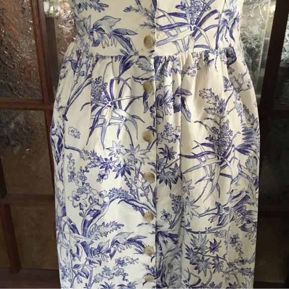 H&M Delft Blue and White Linen Landscape Toile Dress - Picture 3 of 11